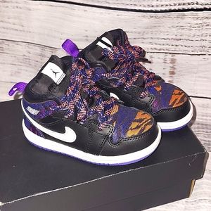 Jordan 1 mid